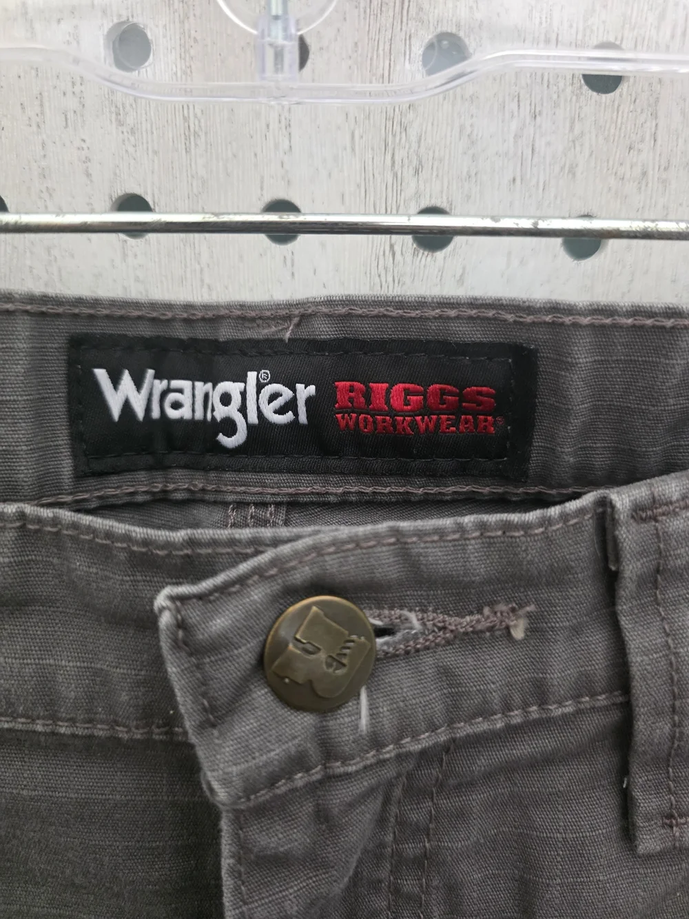 Wrangler Riggs Men's Gray Cargo Work Pants Size 32x36